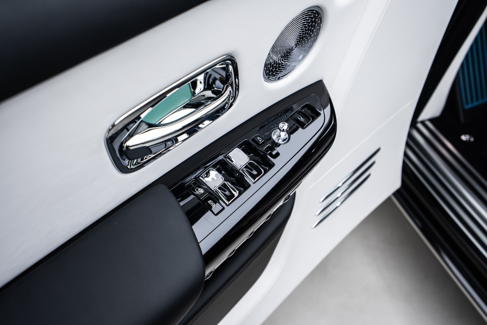 2026 ROLLS ROYCE PHANTOM EWB | GCC | MAIN DEALER WARRANTY SERVICE | VIP REAR SEATS